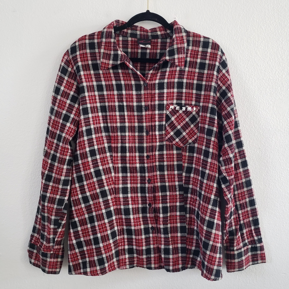 Torrid Top Size 2 Button Down Shirt Long Sleeve